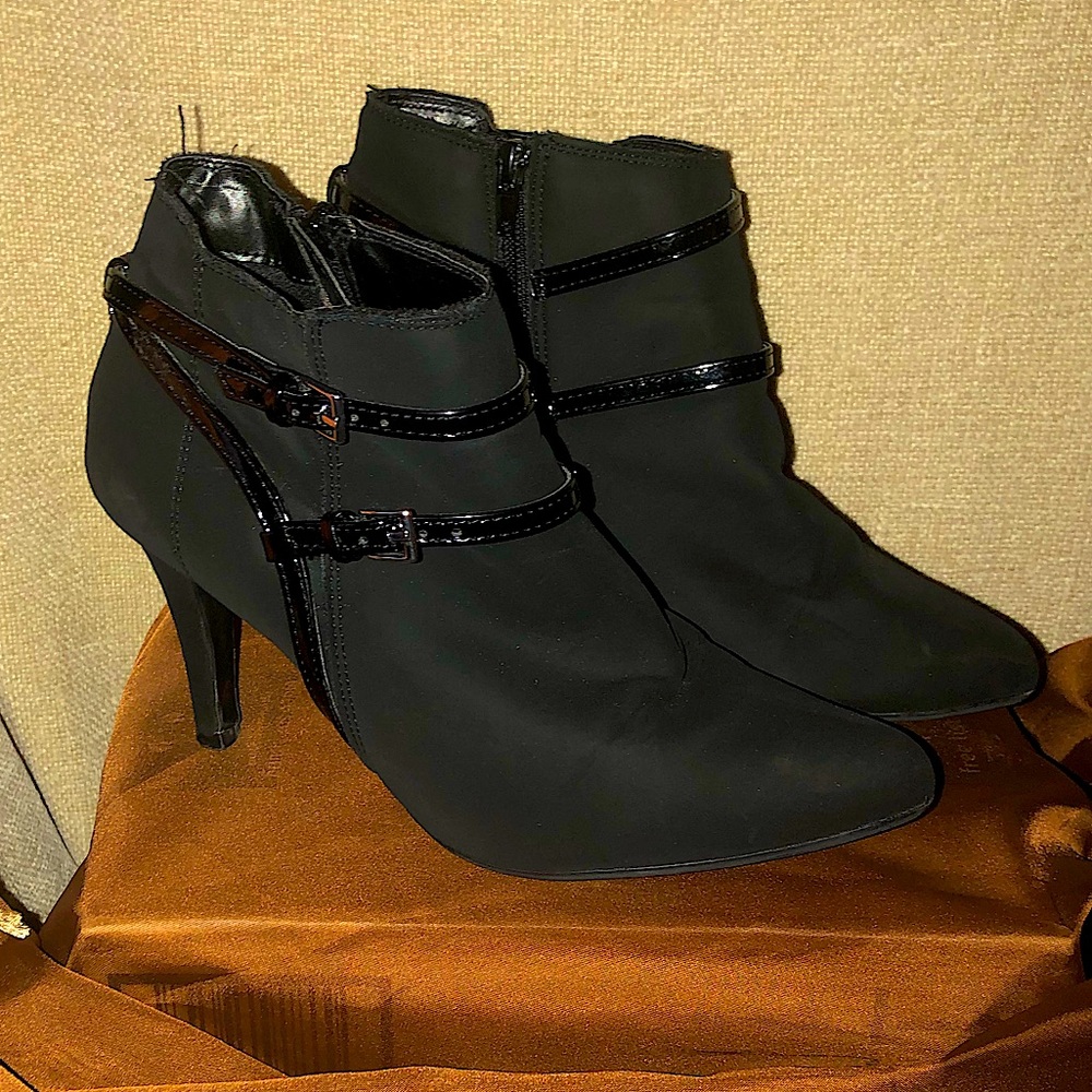 Cute ankle boot!!